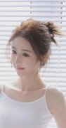 女生拔开裙子让男生诵视频 - 女生拔开裙